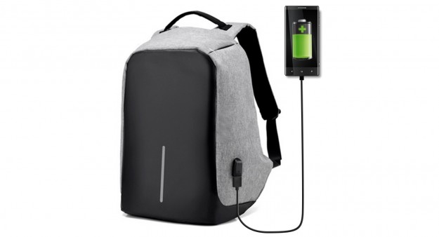 Аксессуар дня: Рюкзак с противоударными стенками и USB портом для подзарядки за $19.00