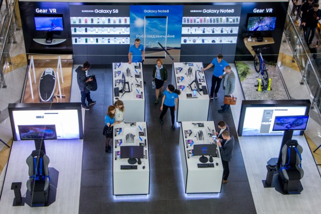 Samsung открывает Galaxy Studio в Украине и запускает в продажу Galaxy Note8