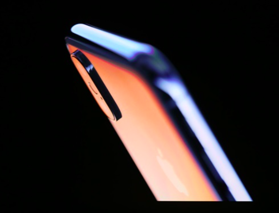 iPhone X представлен официально: Face ID и крутой экран