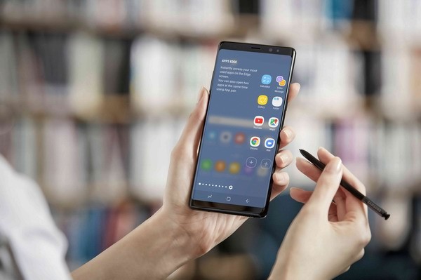 Флагман Samsung Galaxy Note 8 официально продается в России