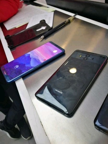 Живые фото Huawei Mate 10 и Mate 10 Pro накануне анонса
