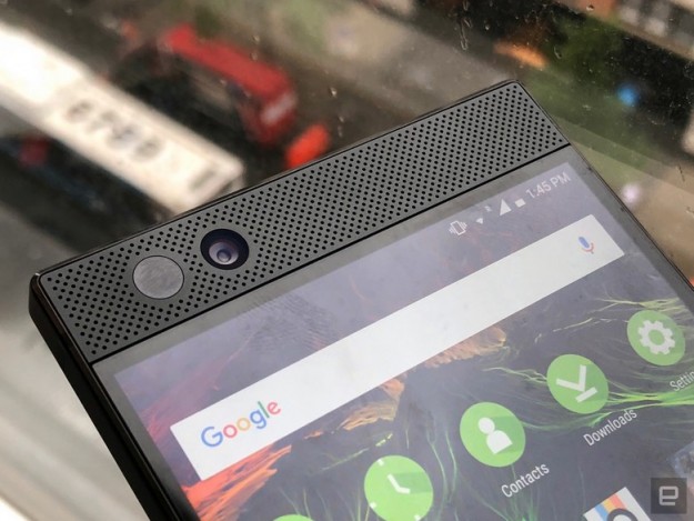 Представлен игровой смартфон Razer Phone стоимостью 700 долларов