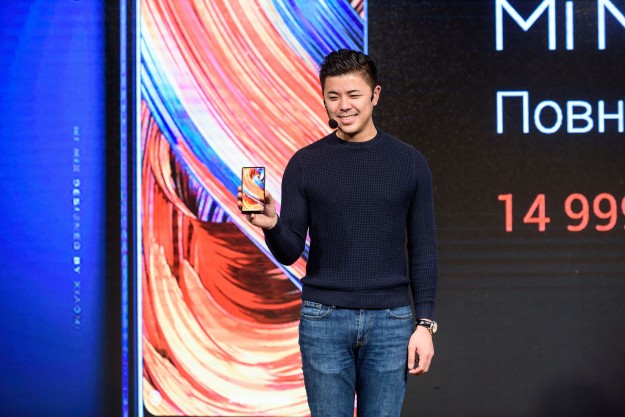 Xiaomi официально представила на рынке Украины безрамочный смарфтон Mi Mix 2