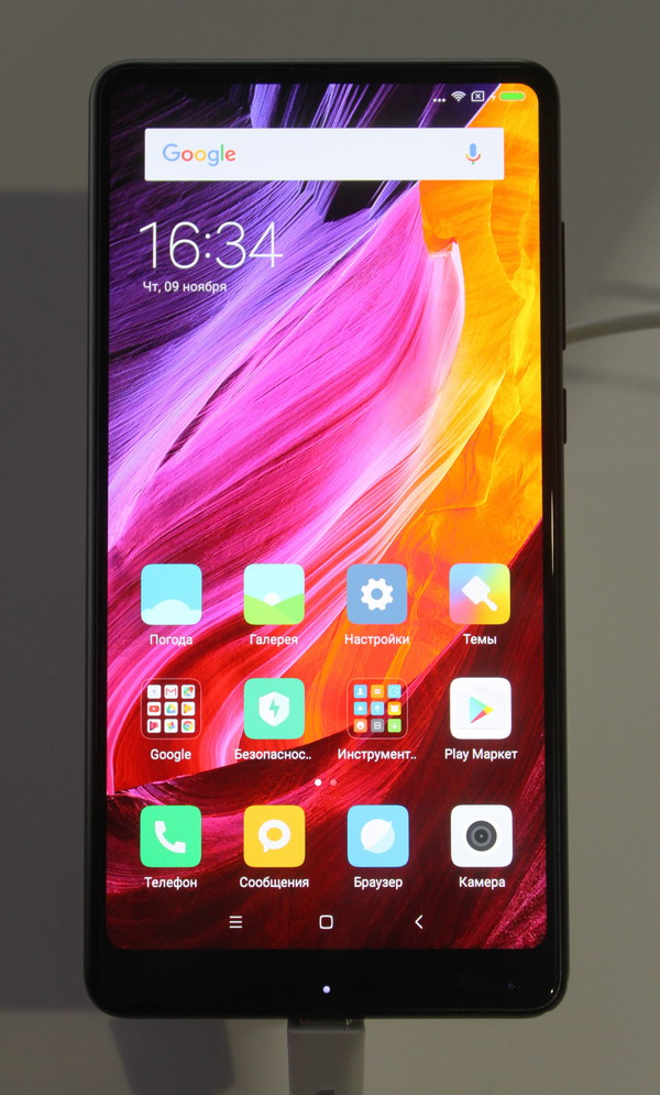 Xiaomi добавила экранам площади