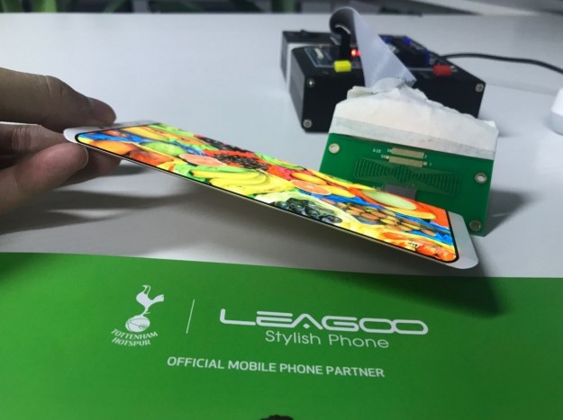 Компания LEAGOO планирует первой в мире выпустить смартфон с изогнутым дисплеем 18: 9!